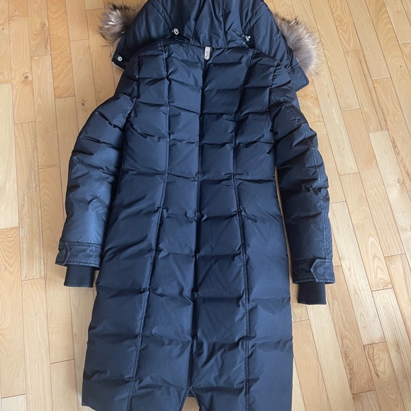 Mackage Ladies Winter Parka - Picture 2 of 7